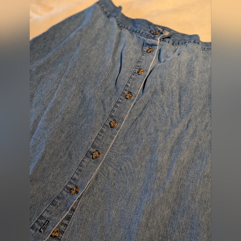 Blue Denim Button-Up Women's Long Skirt. Size 18.
